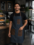 Pechera de mezclilla denim con bolsillos y tirantes de cuero sintético café Askary